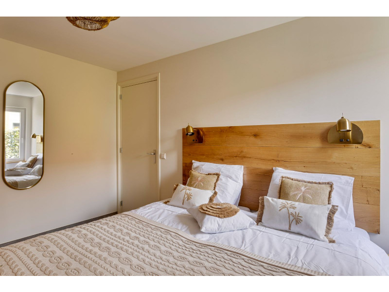 Renesse, Horizon 73 - Image 11