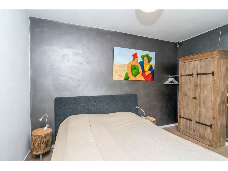 Renesse, Horizon 111 - Image 13