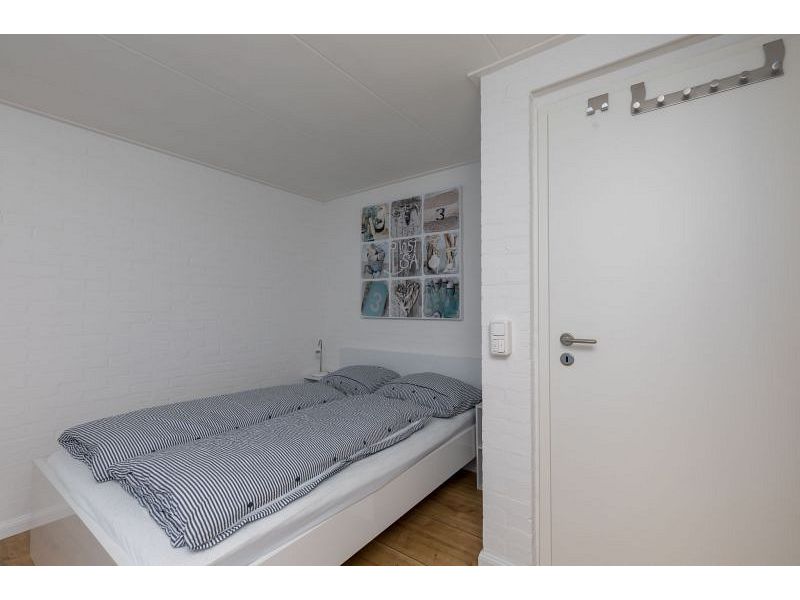 Renesse, Horizon 65, "Lost at Sea" - Image 14