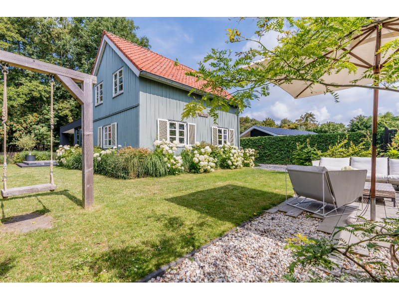 Westenschouwen, Burgh & Beach - Image 1